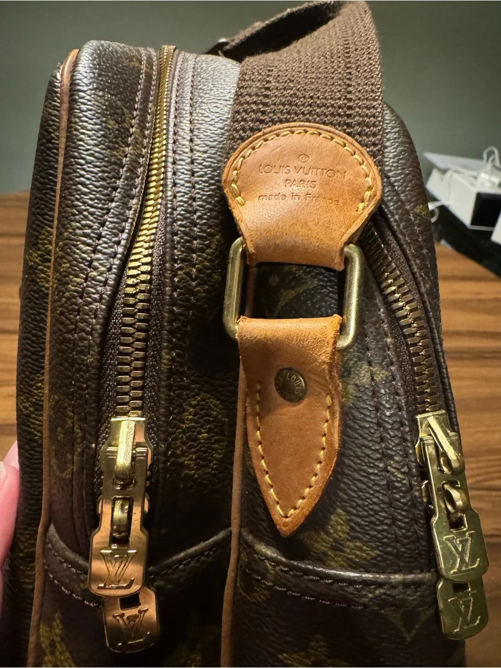 Louis Vuitton GM Reporter Bag